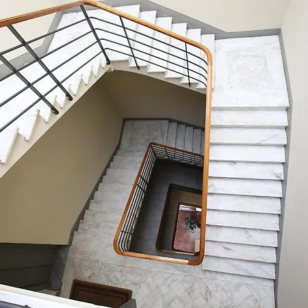 Casa Del 3*